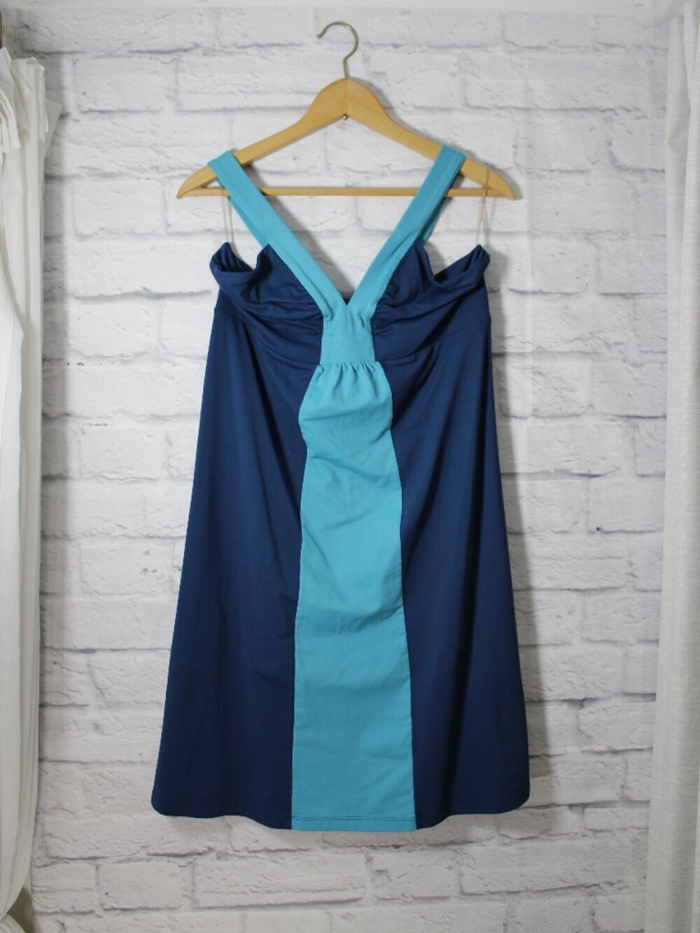 Patagonia Corinne Tank Dress Large Northern Lights Blue V Neck Preppy Summer